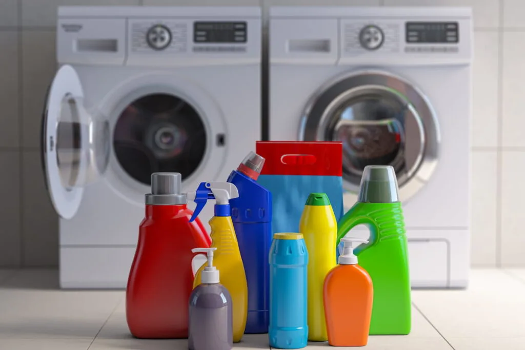 Washing machine, detergent bottles and powder